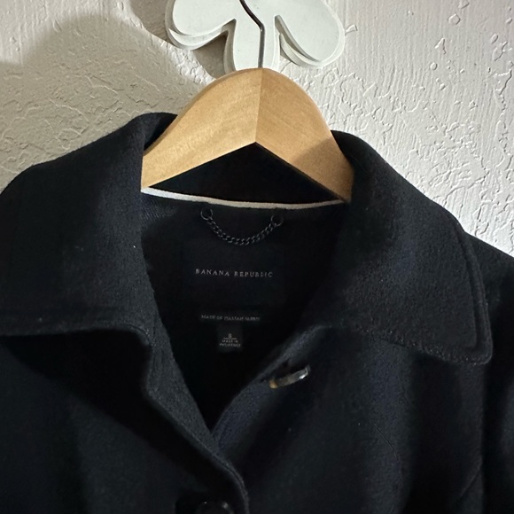Banana republic coat size small - Picture 2 of 6
